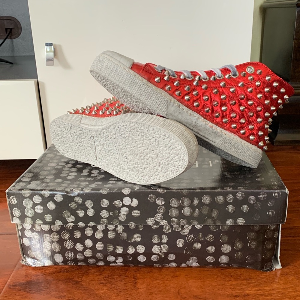 Authentic Gienchi Leather Spiked Hightop sneakers